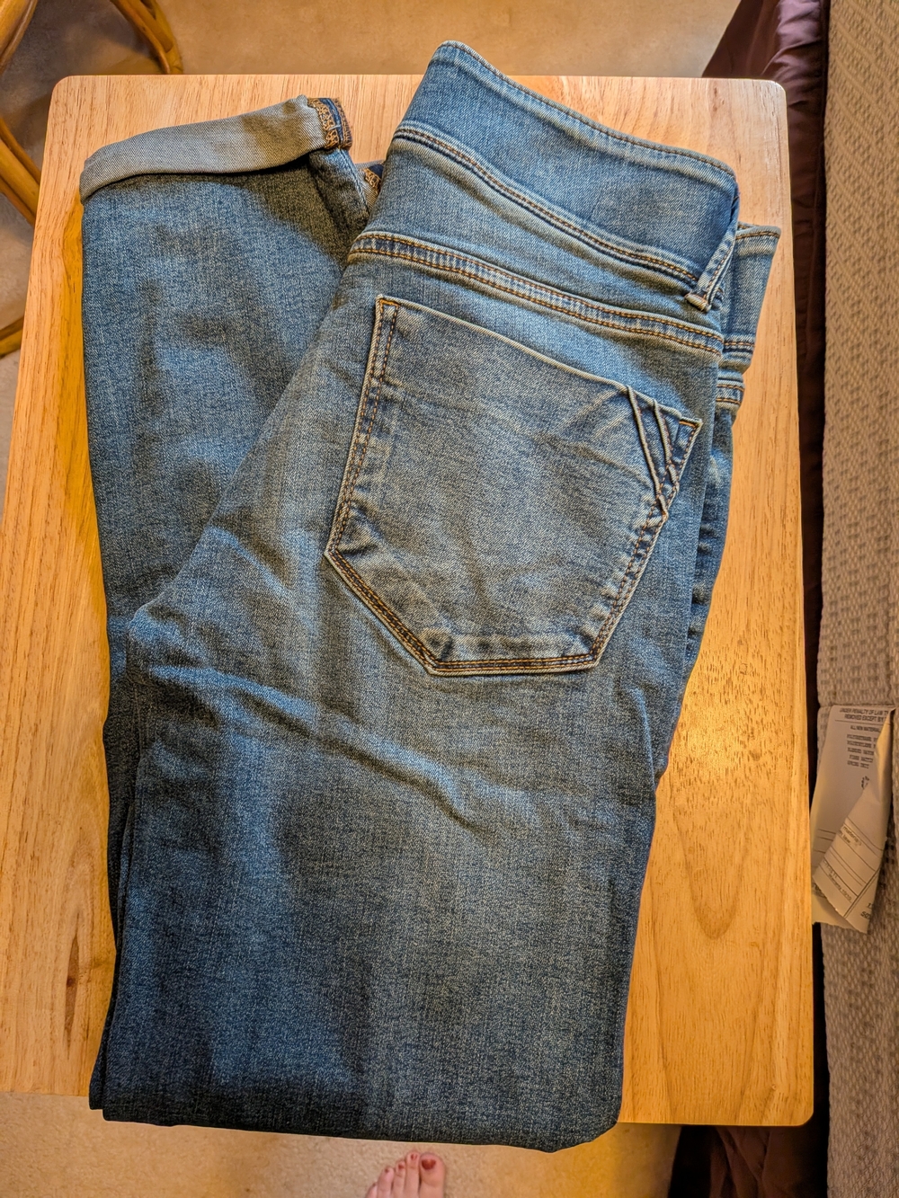 APT 9 Capri Jeans